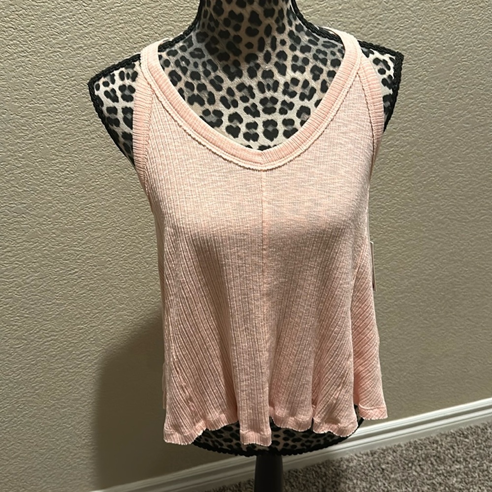 Women’s SO tank top, flowy, NWT, size S
